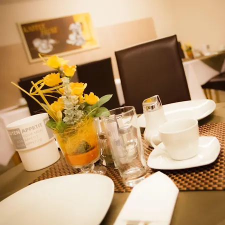 カールトン メイフェア 3*
