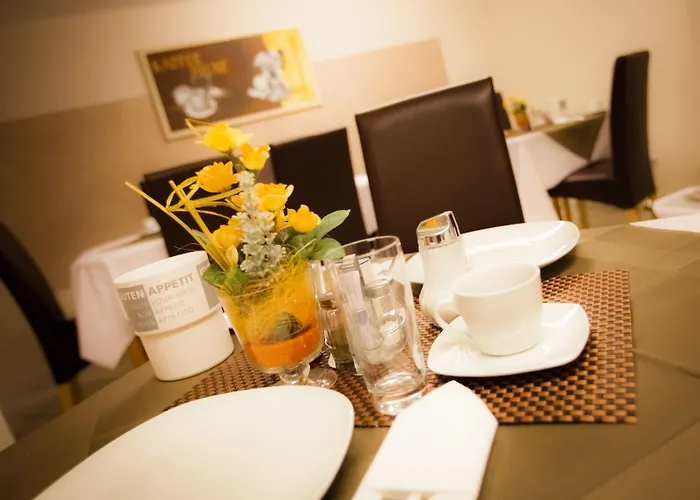 Carlton Mayfair 3*