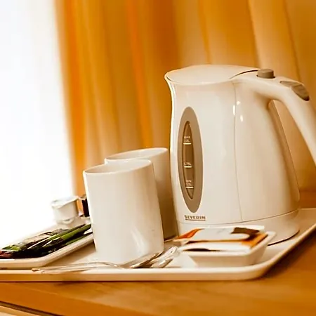 Carlton Mayfair Hotel 3*