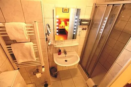 Carlton Mayfair 3* Düsseldorf