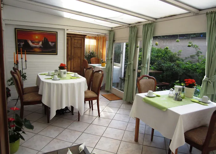 Carlton Mayfair Hotell 3*