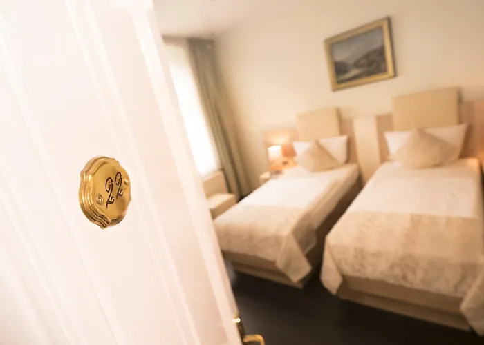 Carlton Mayfair Otel Düsseldorf